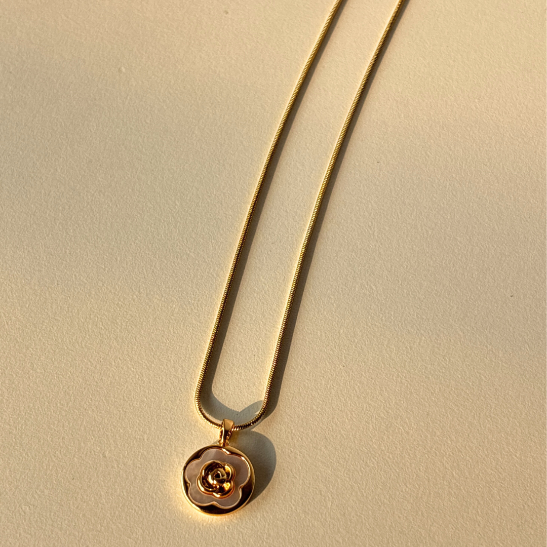 Rose Seal Necklace