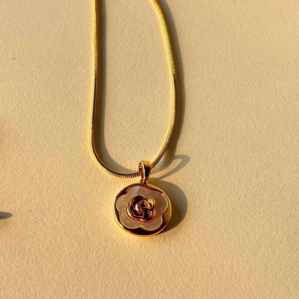 Rose Seal Necklace