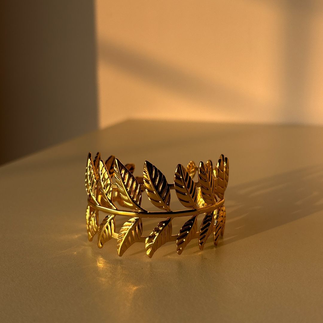 Vana Leaf Cuff