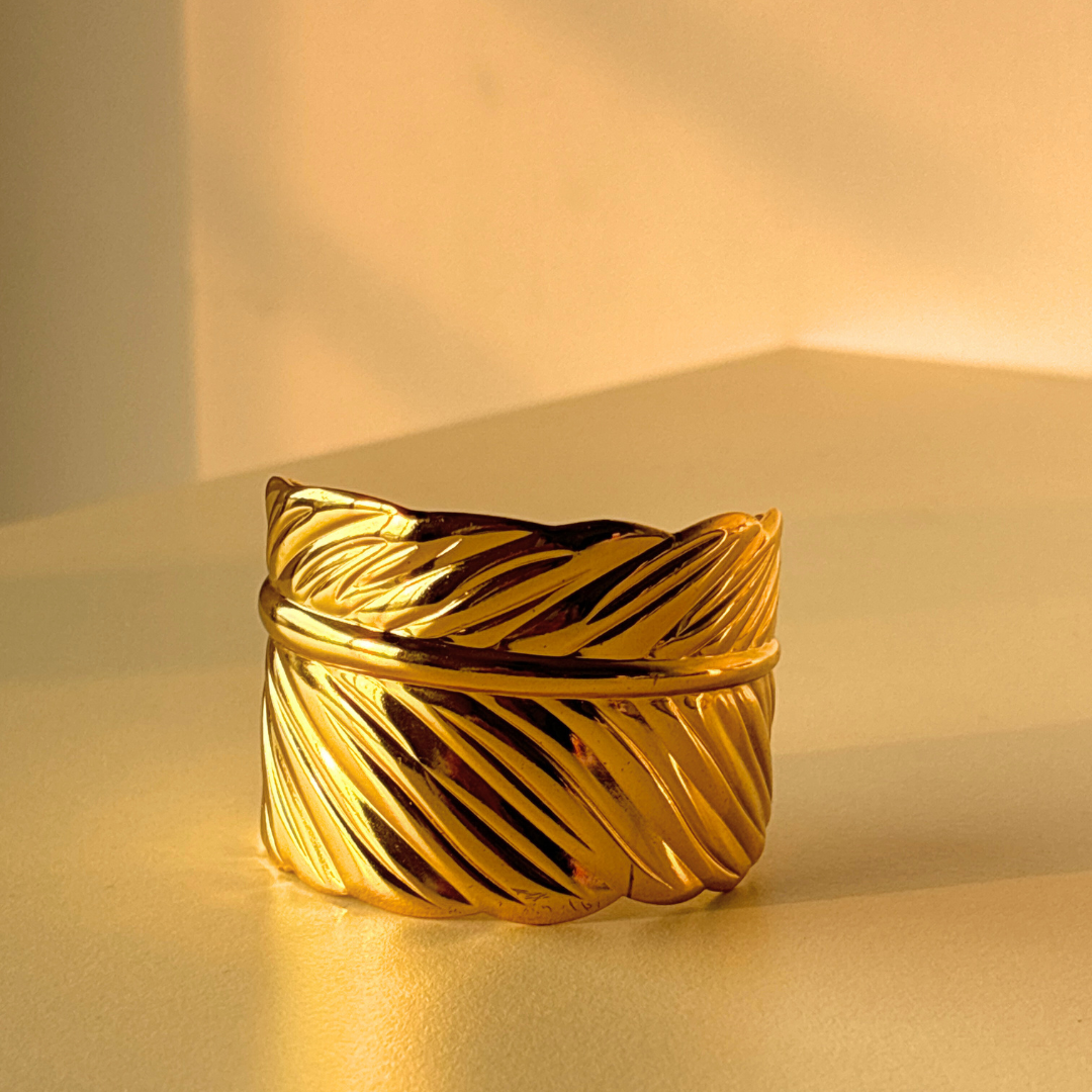 Svarn Patra Cuff