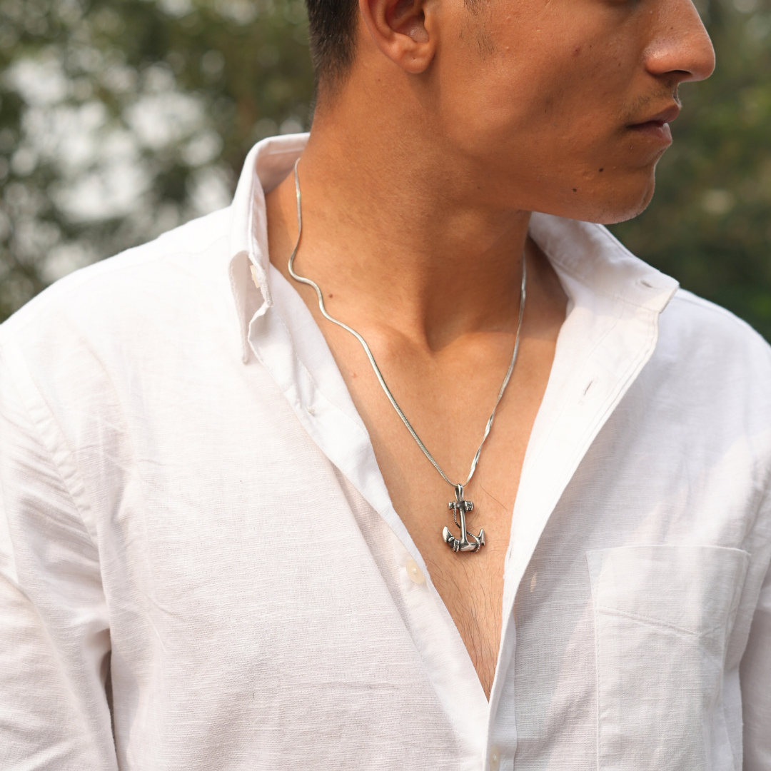 Veer Anchor Pendant